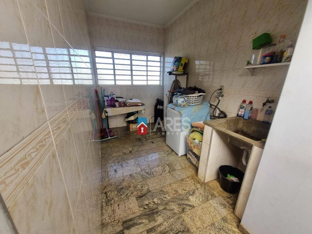 Casa, 4 quartos, 270 m² - Foto 7