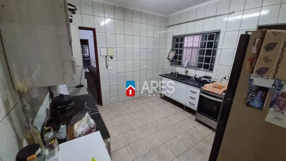 Casa, 4 quartos, 179 m² - Foto 3