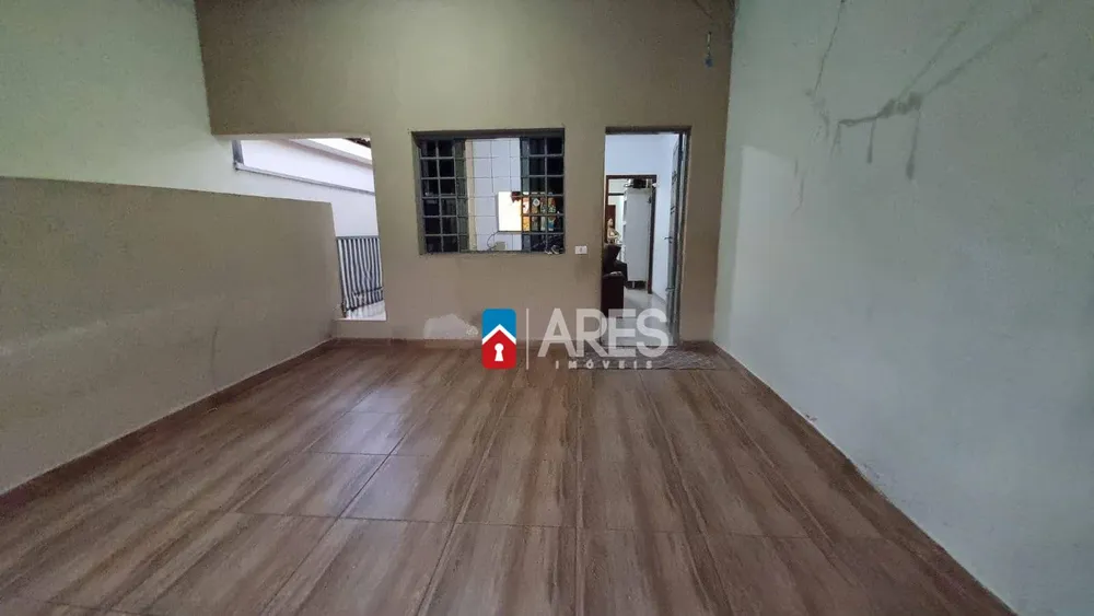 Casa, 4 quartos, 179 m² - Foto 1