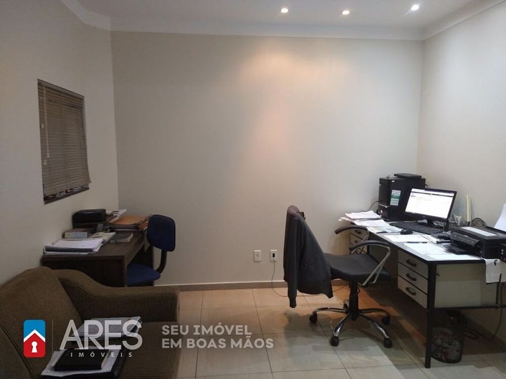 Casa, 3 quartos, 263 m² - Foto 14