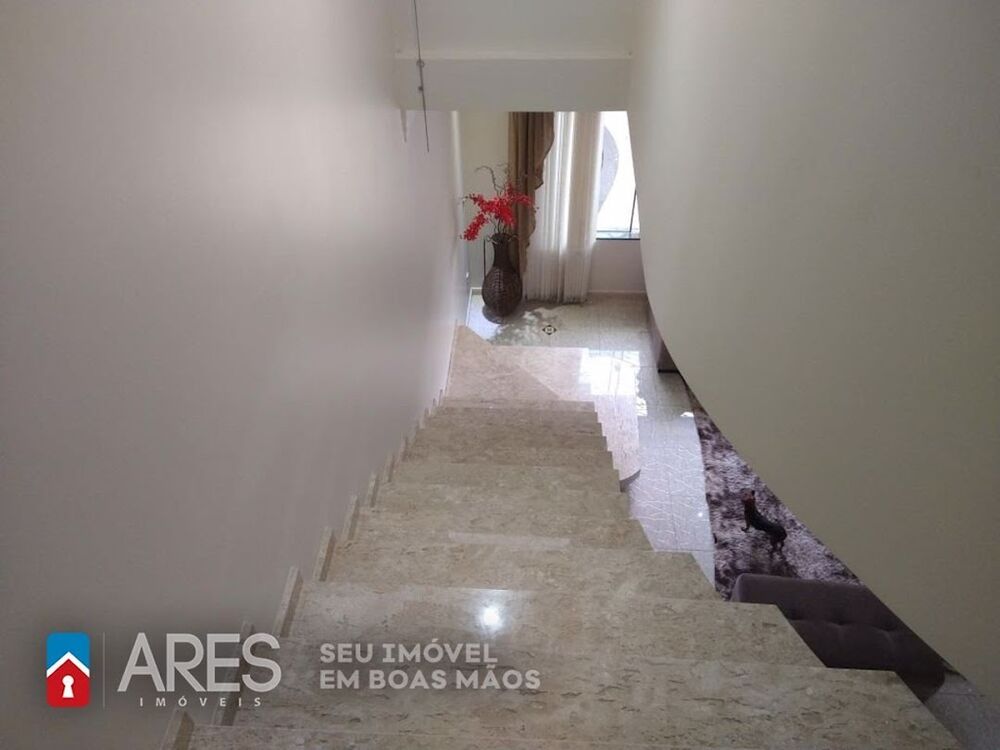 Casa, 3 quartos, 263 m² - Foto 8