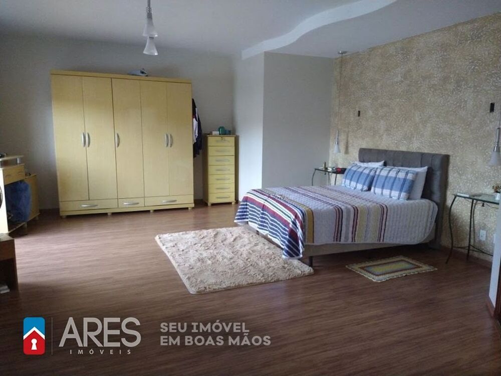 Casa, 3 quartos, 263 m² - Foto 9