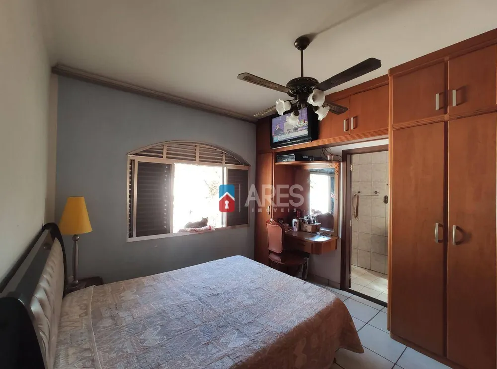 Casa, 4 quartos, 213 m² - Foto 8