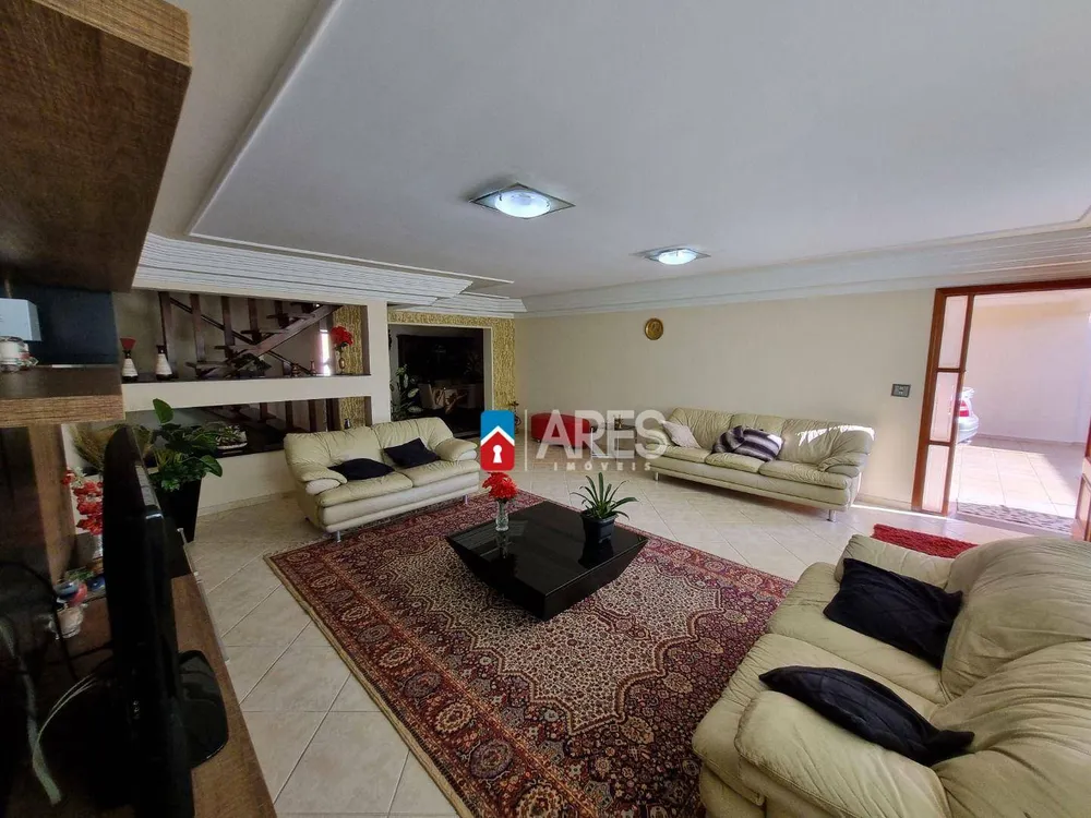 Casa, 4 quartos, 364 m² - Foto 2