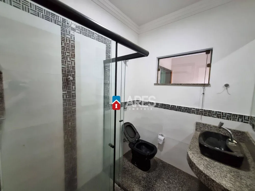 Casa, 3 quartos, 141 m² - Foto 2