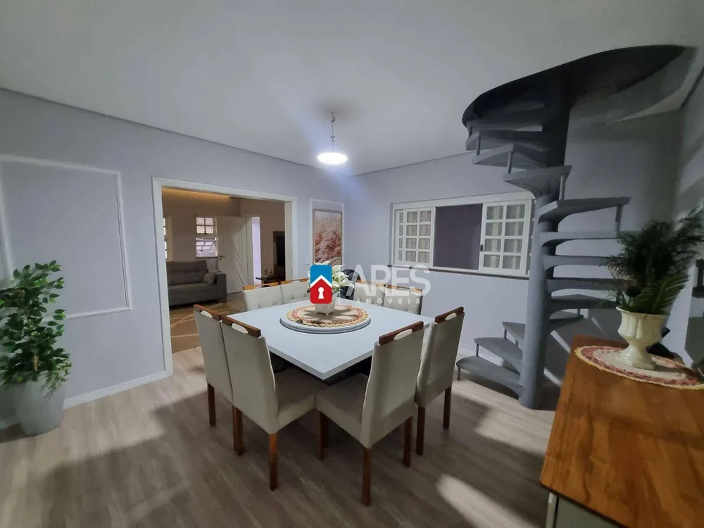 Casa, 3 quartos, 231 m² - Foto 9