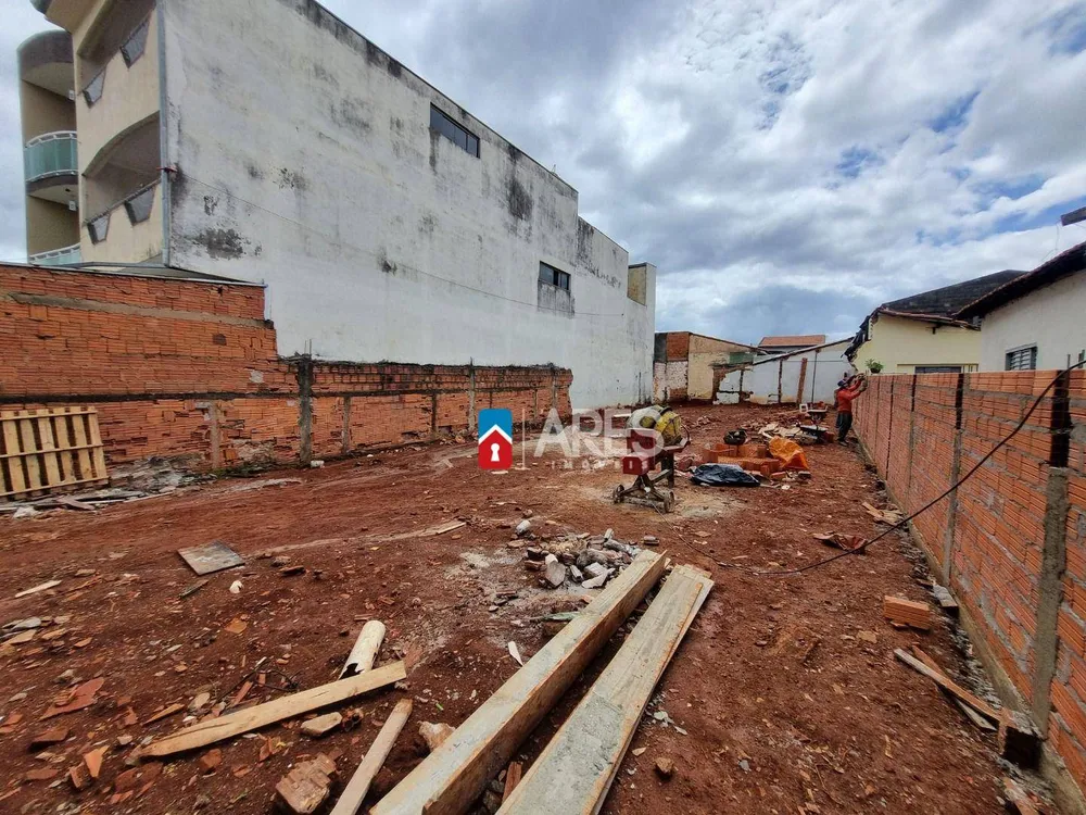 Terreno, 300 m² - Foto 3