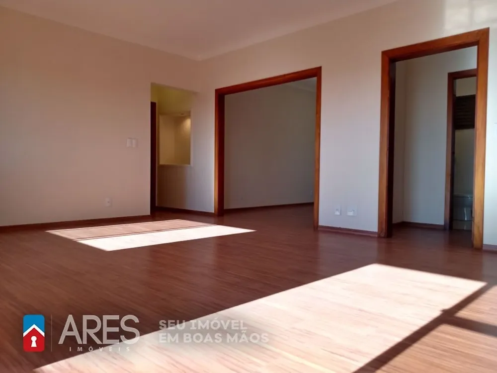 Apartamento, 3 quartos, 170 m² - Foto 1