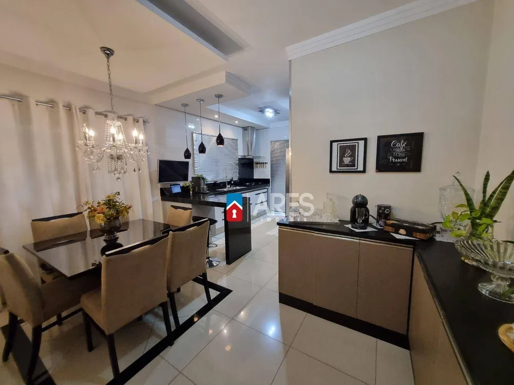 Casa, 4 quartos, 217 m² - Foto 12