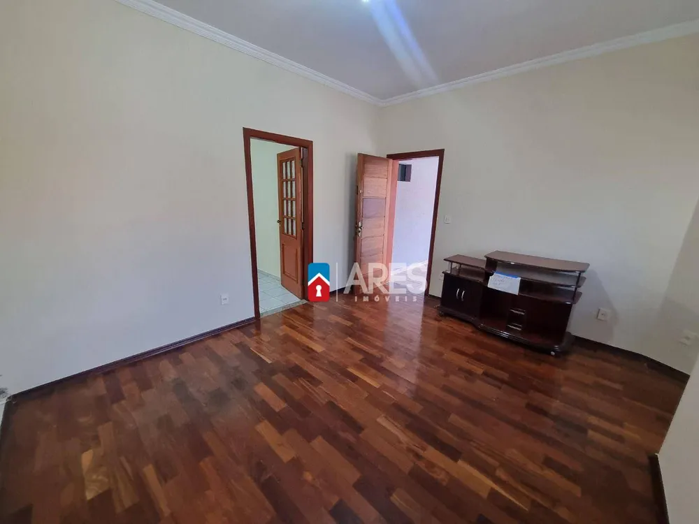 Casa, 3 quartos, 190 m² - Foto 3
