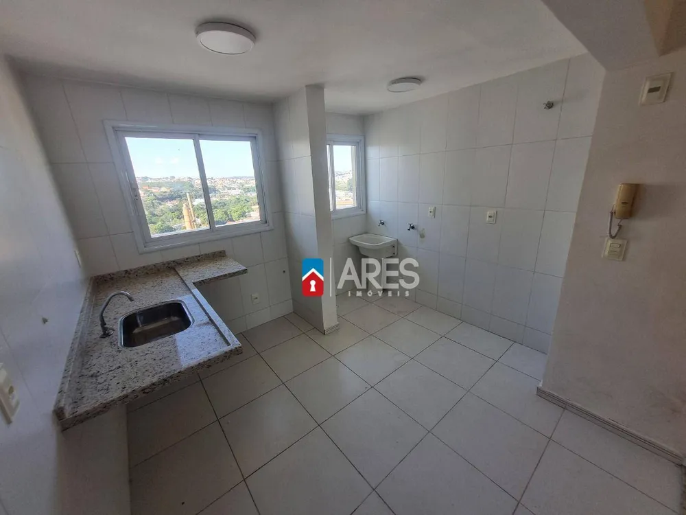 Apartamento, 3 quartos, 100 m² - Foto 2