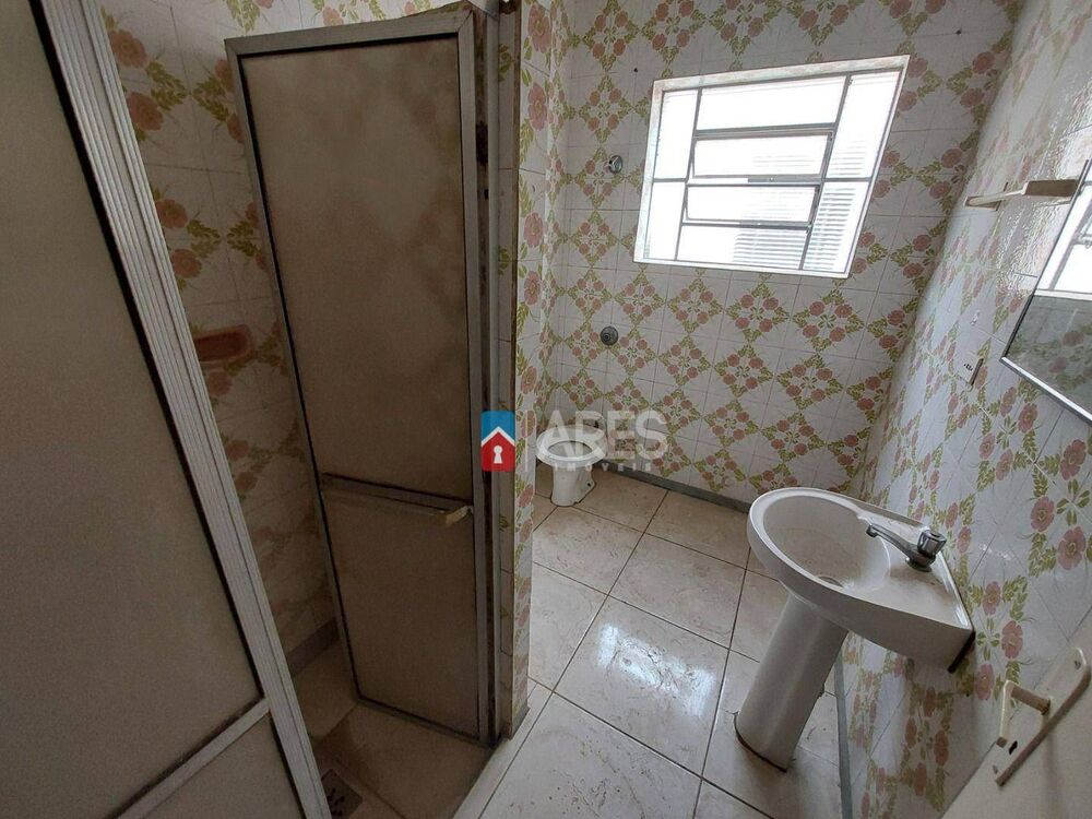 Casa para alugar com 2 quartos, 103m² - Foto 3
