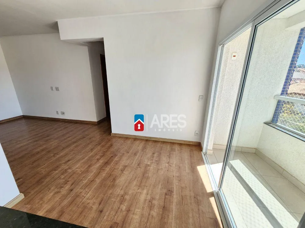 Apartamento, 3 quartos, 76 m² - Foto 2