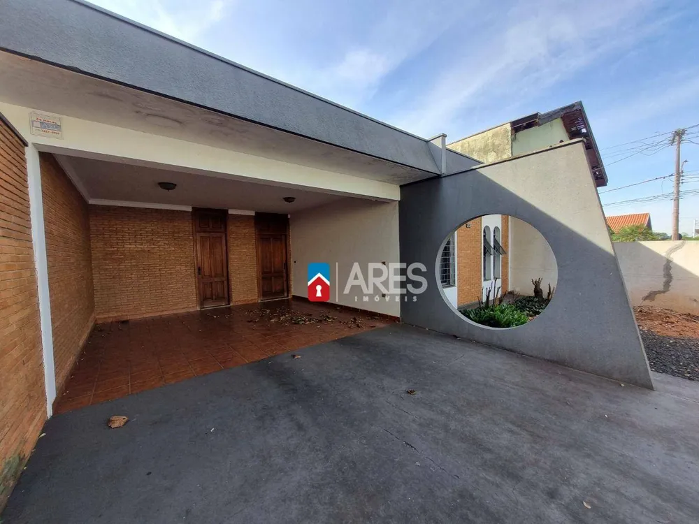 Casa, 3 quartos, 207 m² - Foto 1