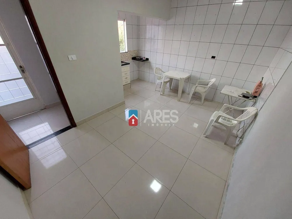 Casa, 3 quartos, 214 m² - Foto 6