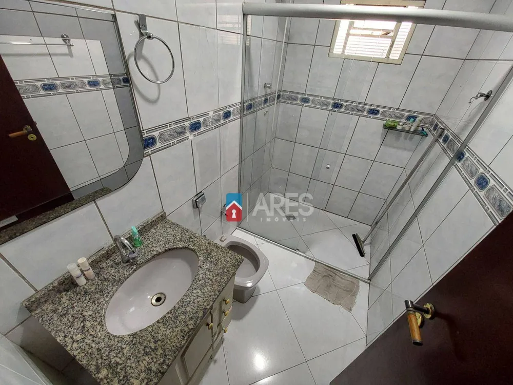 Casa, 3 quartos, 214 m² - Foto 14
