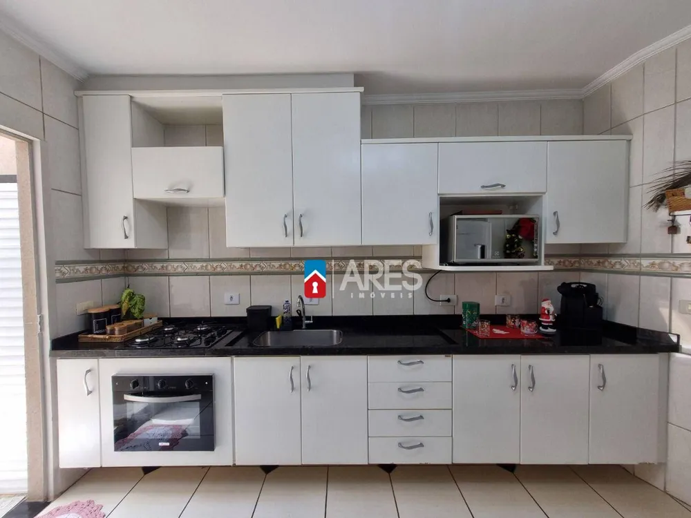 Casa, 4 quartos, 201 m² - Foto 1