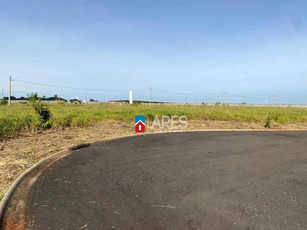 Loteamento e Condomínio, 301 m² - Foto 2
