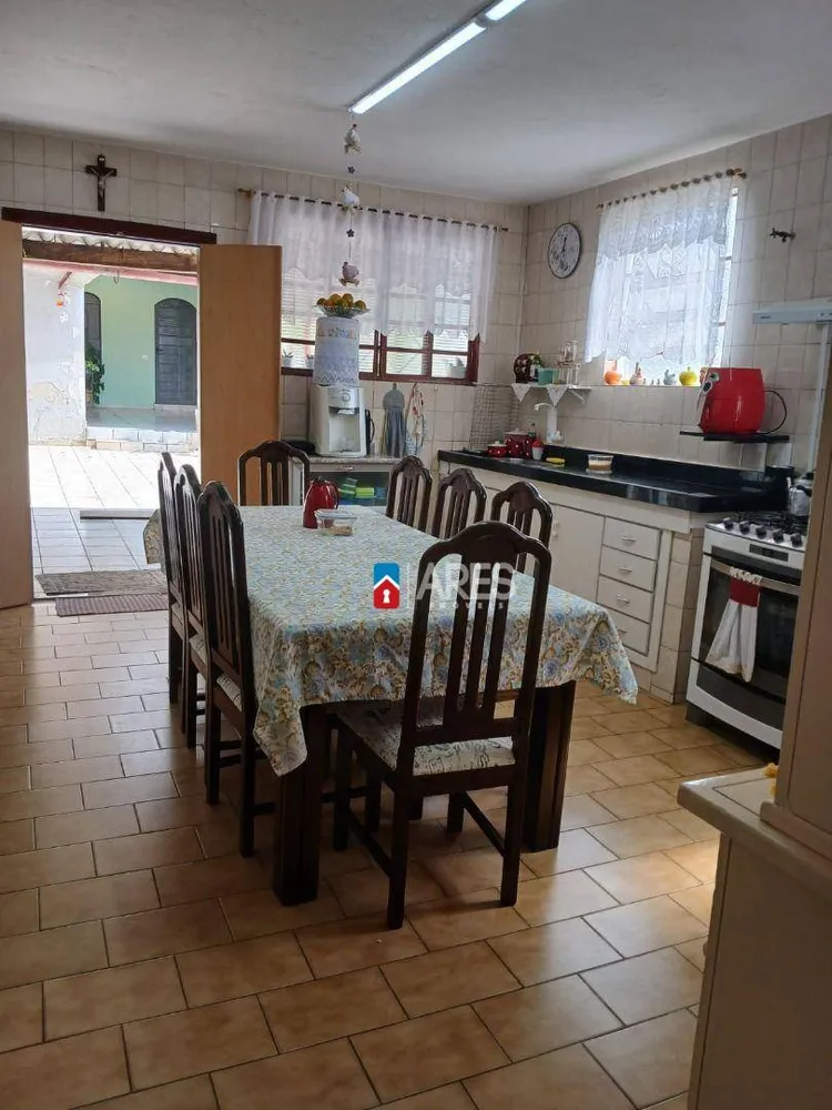 Casa, 5 quartos, 182 m² - Foto 9
