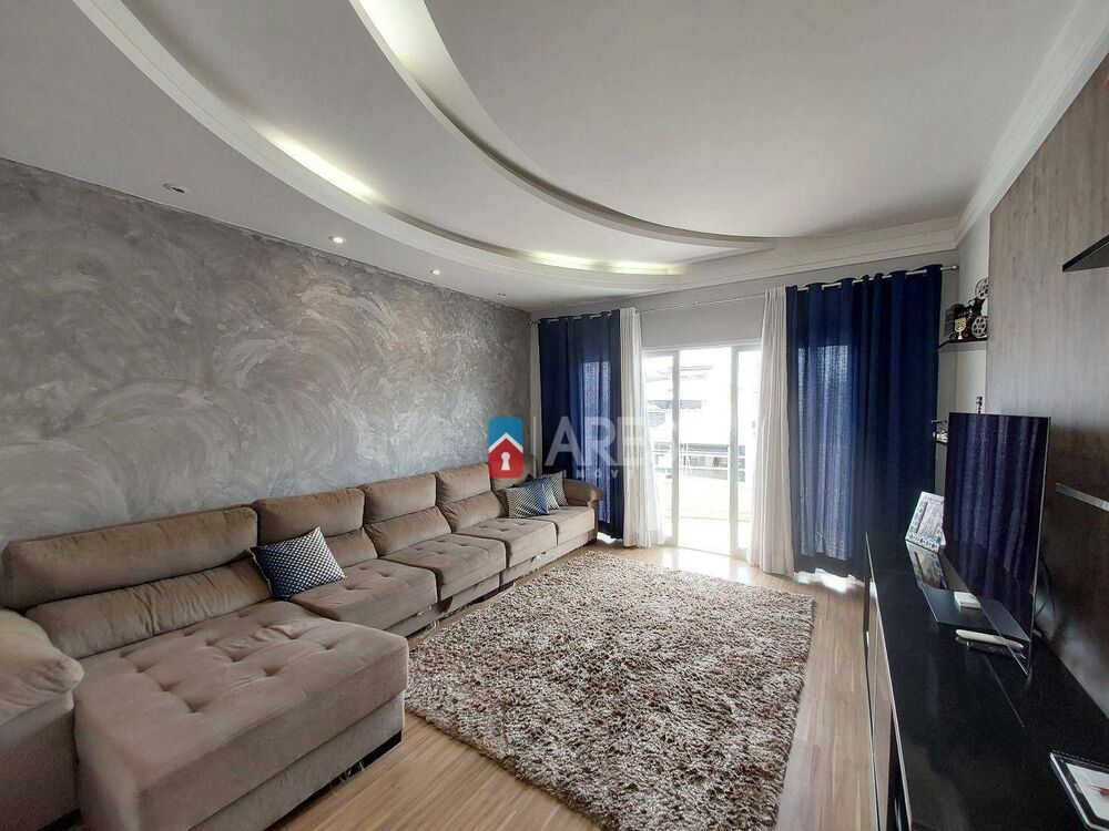 Casa, 3 quartos, 330 m² - Foto 2