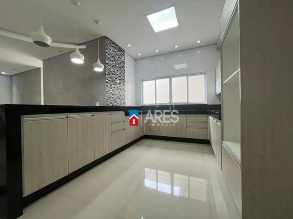 Casa, 4 quartos, 301 m² - Foto 5
