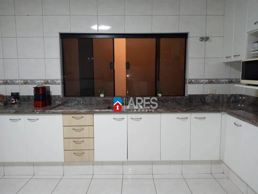 Casa, 3 quartos, 281 m² - Foto 10