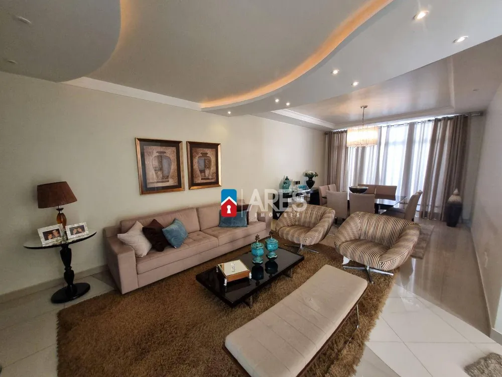 Casa, 3 quartos, 389 m² - Foto 2