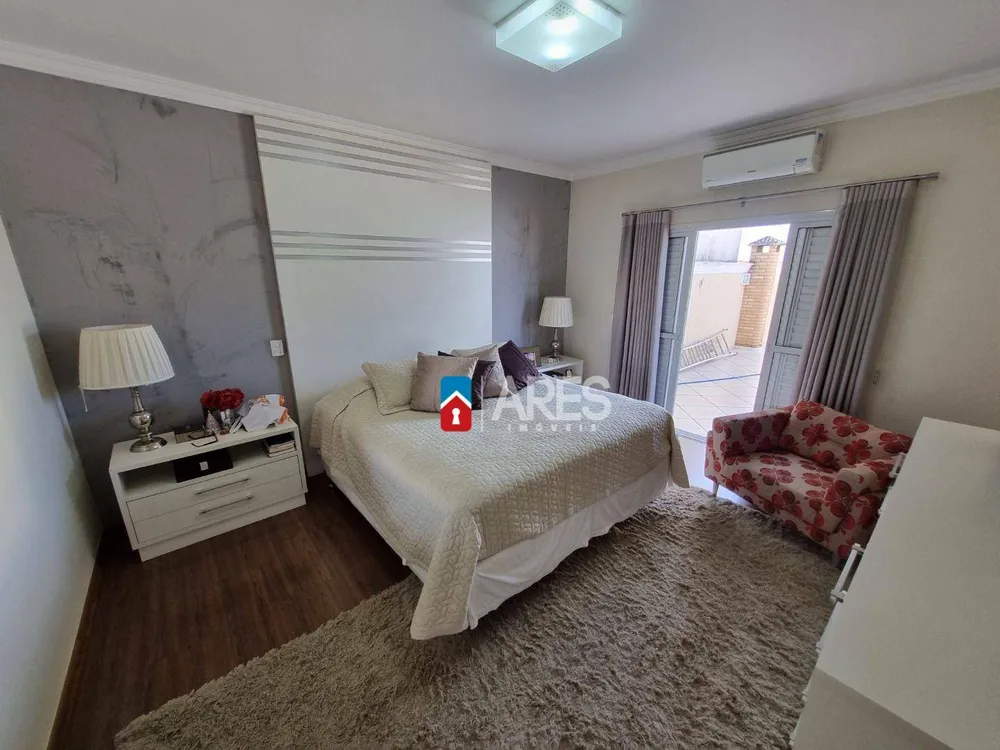 Casa, 3 quartos, 389 m² - Foto 8