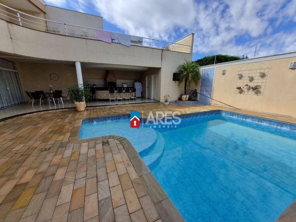 Casa, 3 quartos, 389 m² - Foto 4