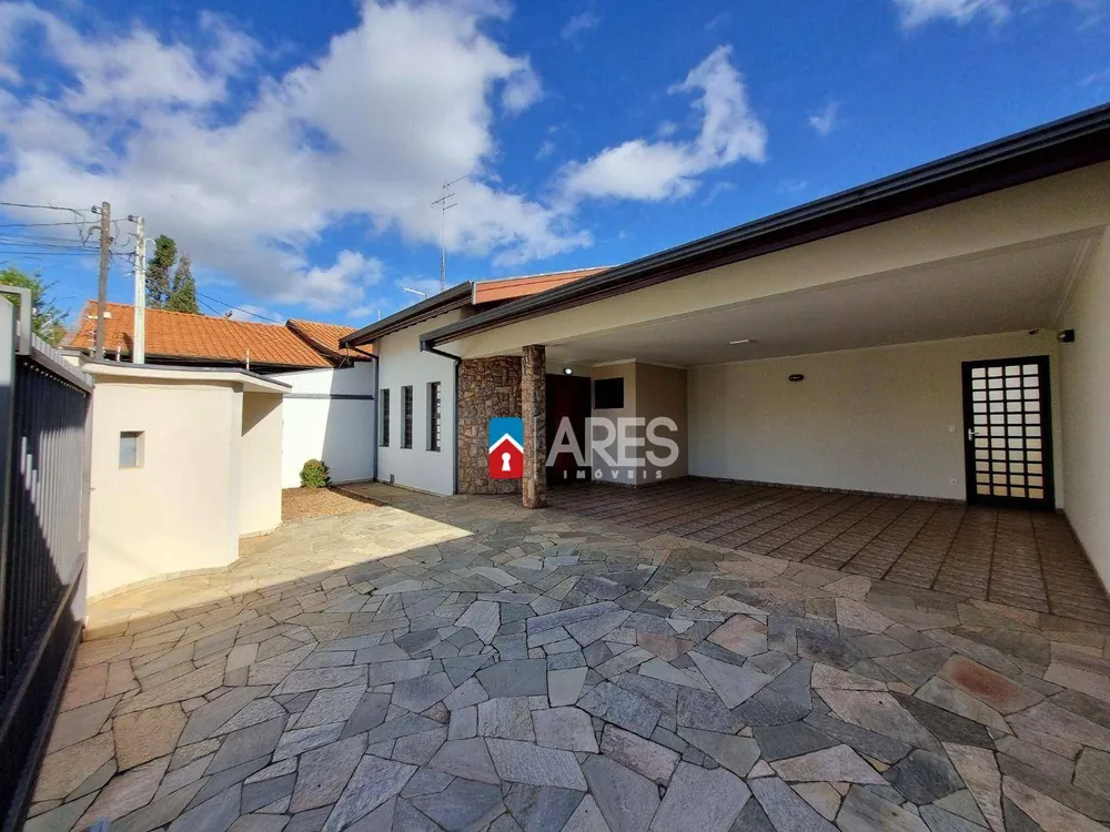 Casa, 3 quartos, 206 m² - Foto 1