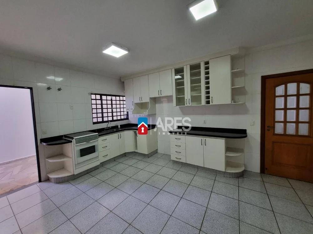 Casa, 3 quartos, 206 m² - Foto 8