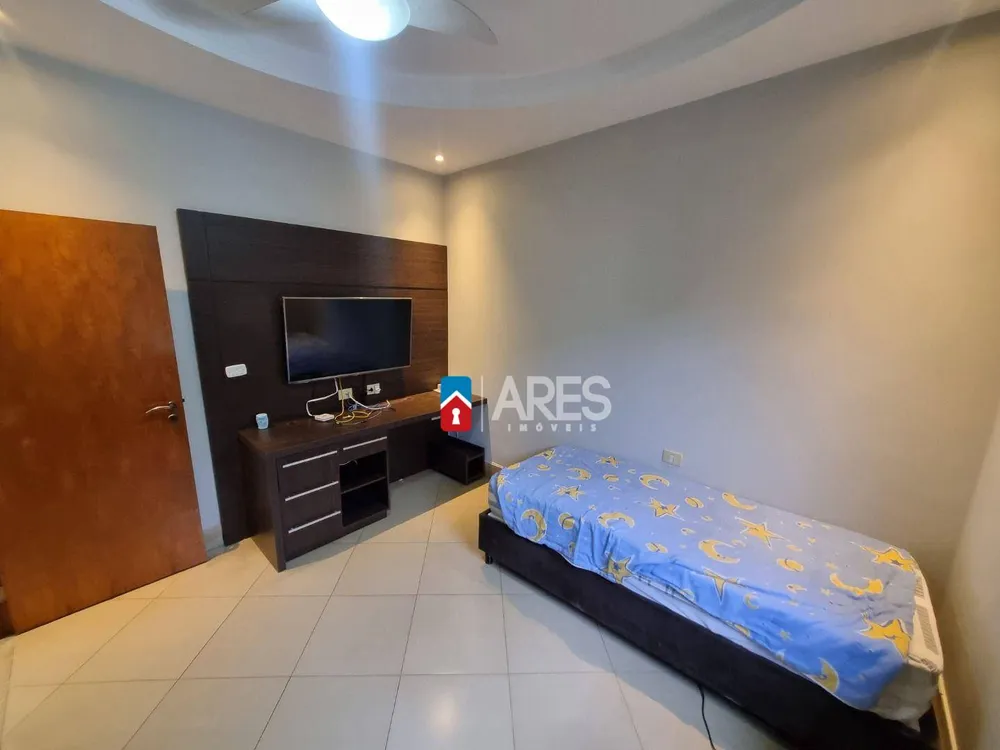Casa, 3 quartos, 286 m² - Foto 3