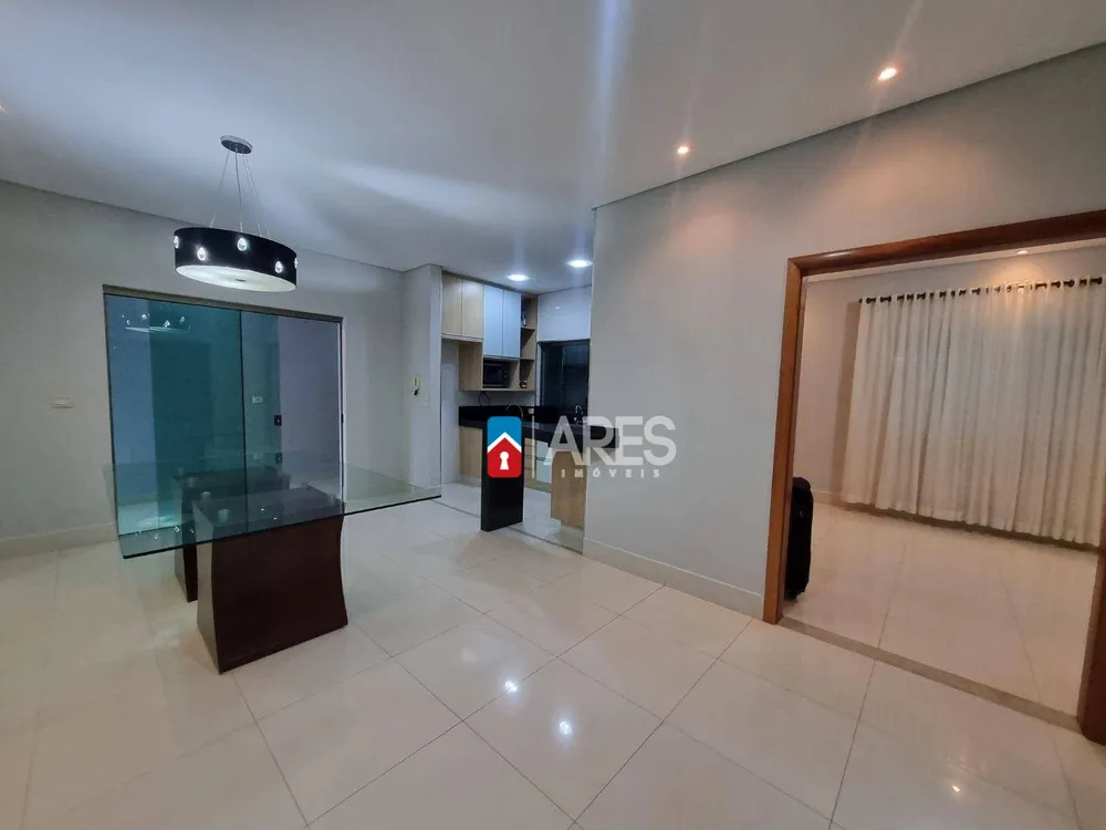Casa, 3 quartos, 286 m² - Foto 4