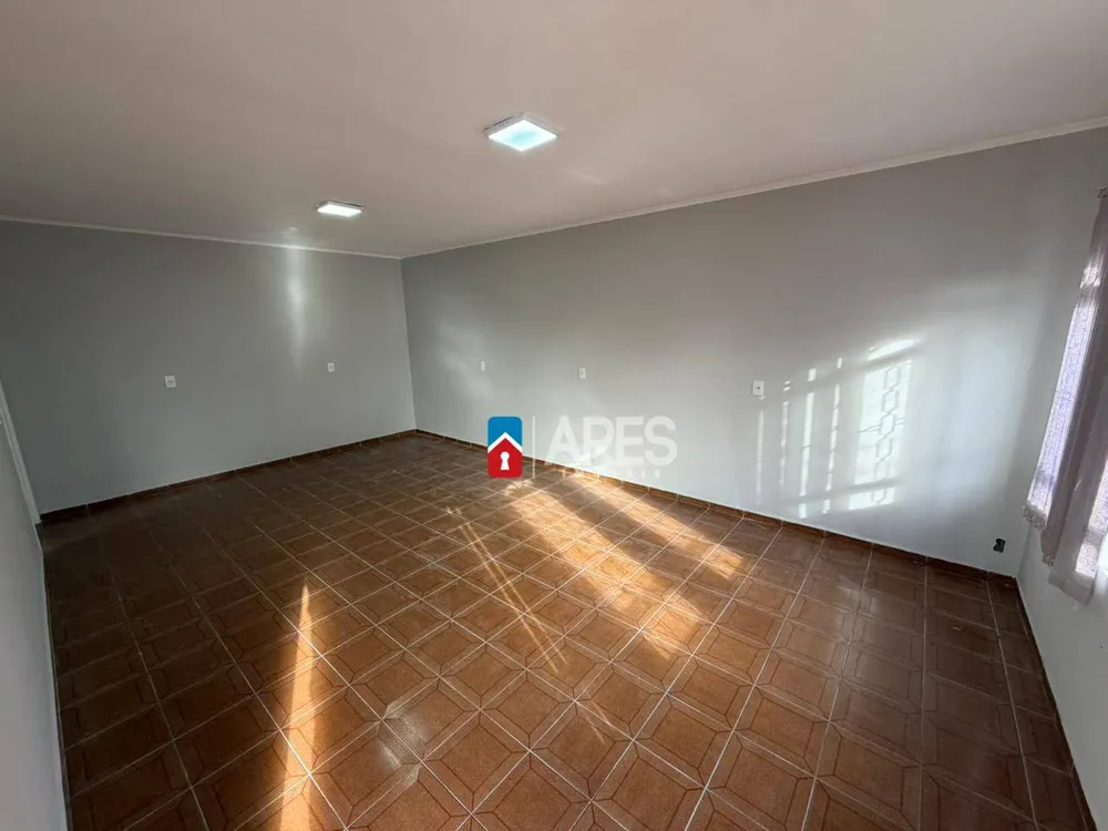Casa, 3 quartos, 256 m² - Foto 11