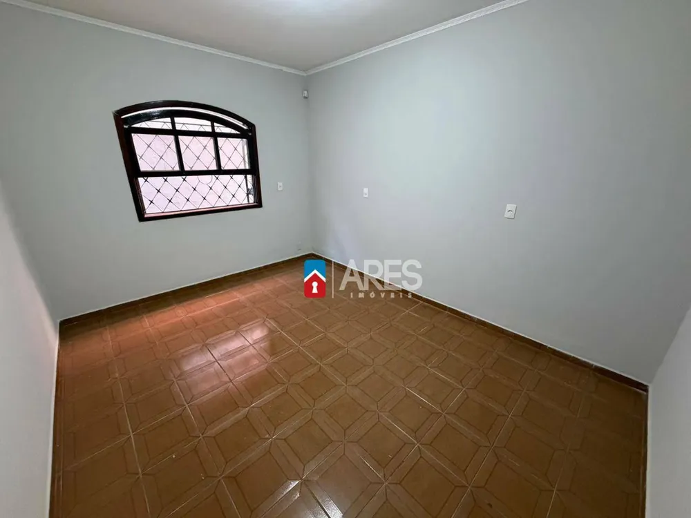 Casa, 3 quartos, 256 m² - Foto 10