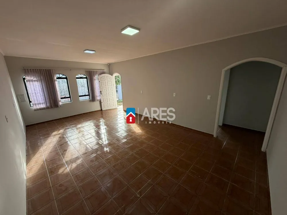 Casa, 3 quartos, 256 m² - Foto 10