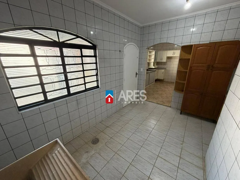 Casa, 3 quartos, 256 m² - Foto 6