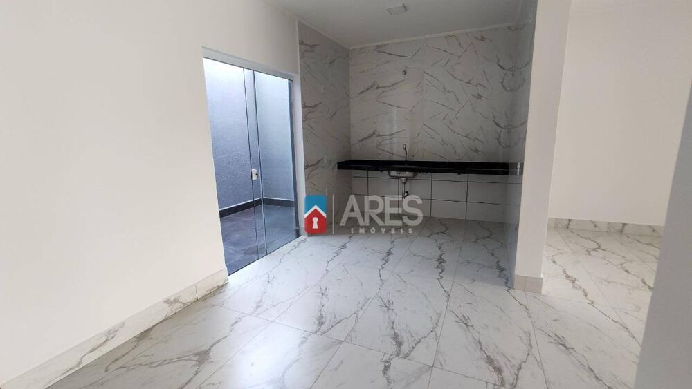 Casa, 2 quartos, 130 m² - Foto 1