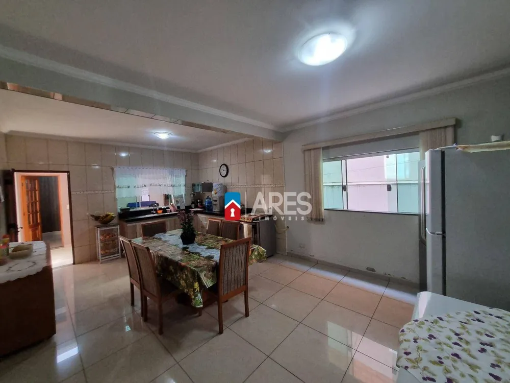 Casa, 3 quartos, 233 m² - Foto 6