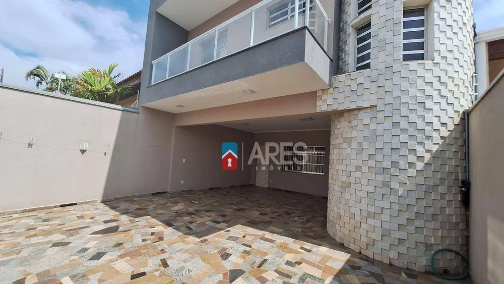 Casa, 3 quartos, 221 m² - Foto 6