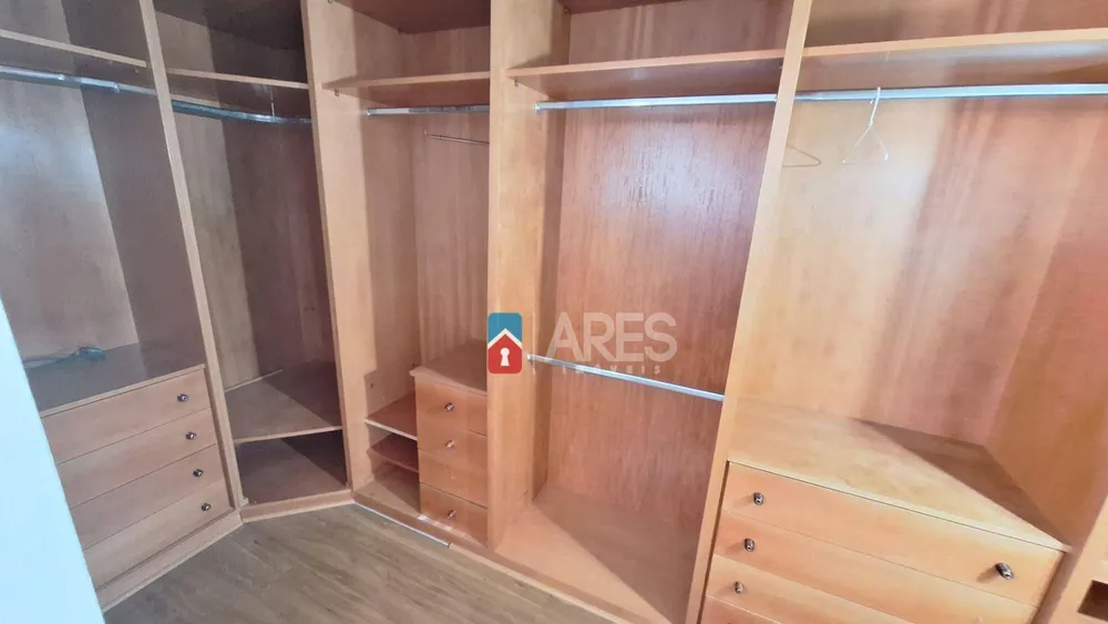 Casa, 3 quartos, 221 m² - Foto 6
