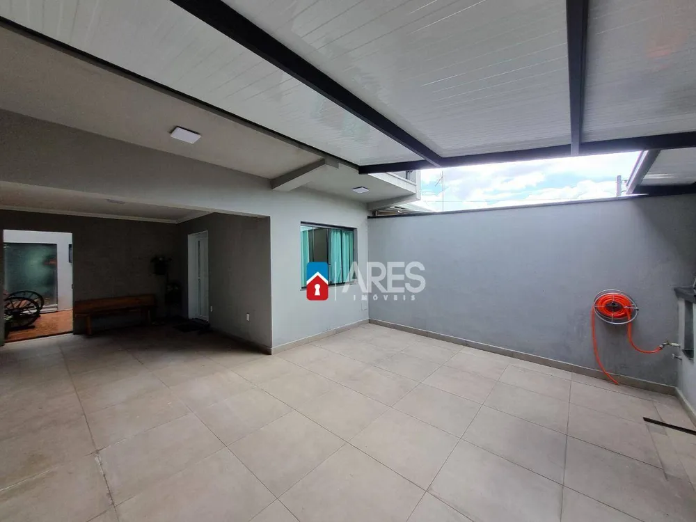 Casa, 3 quartos, 150 m² - Foto 2