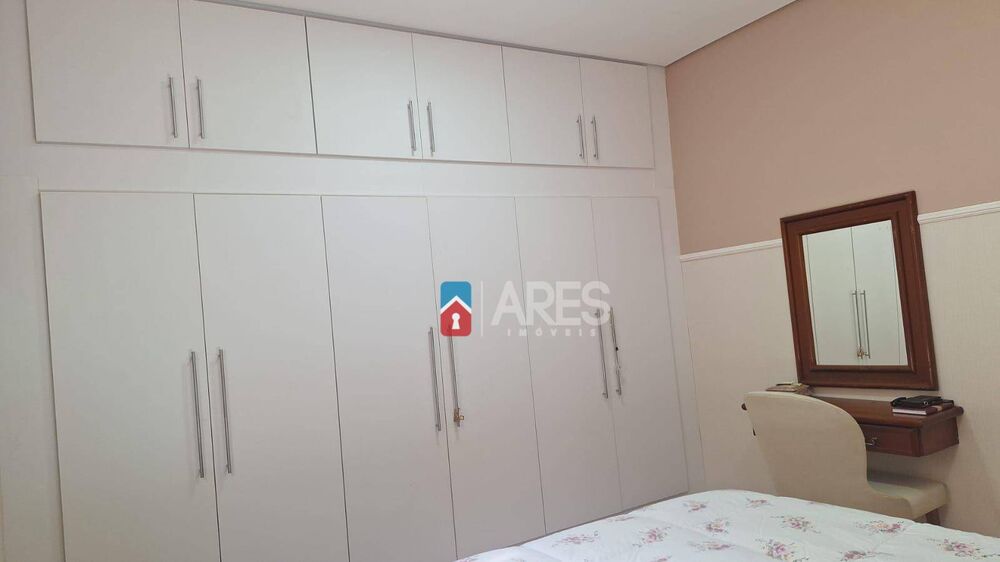 Casa, 4 quartos, 220 m² - Foto 4