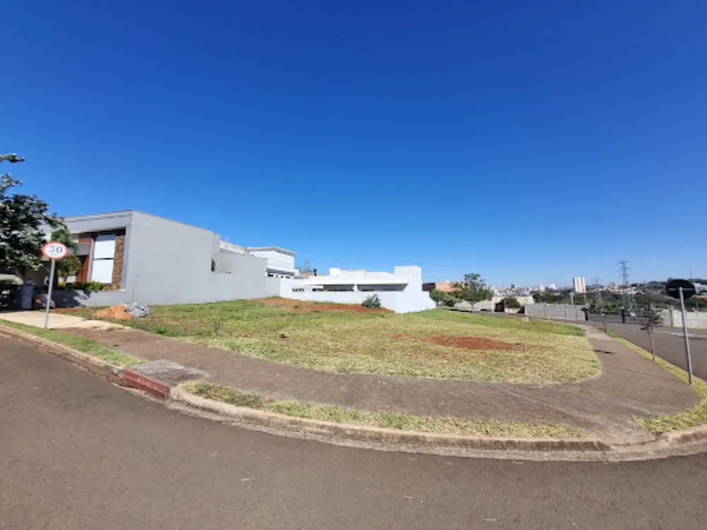 Loteamento e Condomínio, 341 m² - Foto 1