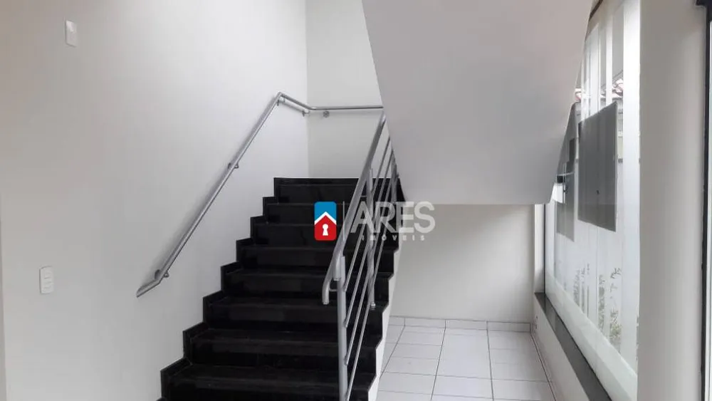 Casa, 10 quartos, 620 m² - Foto 4