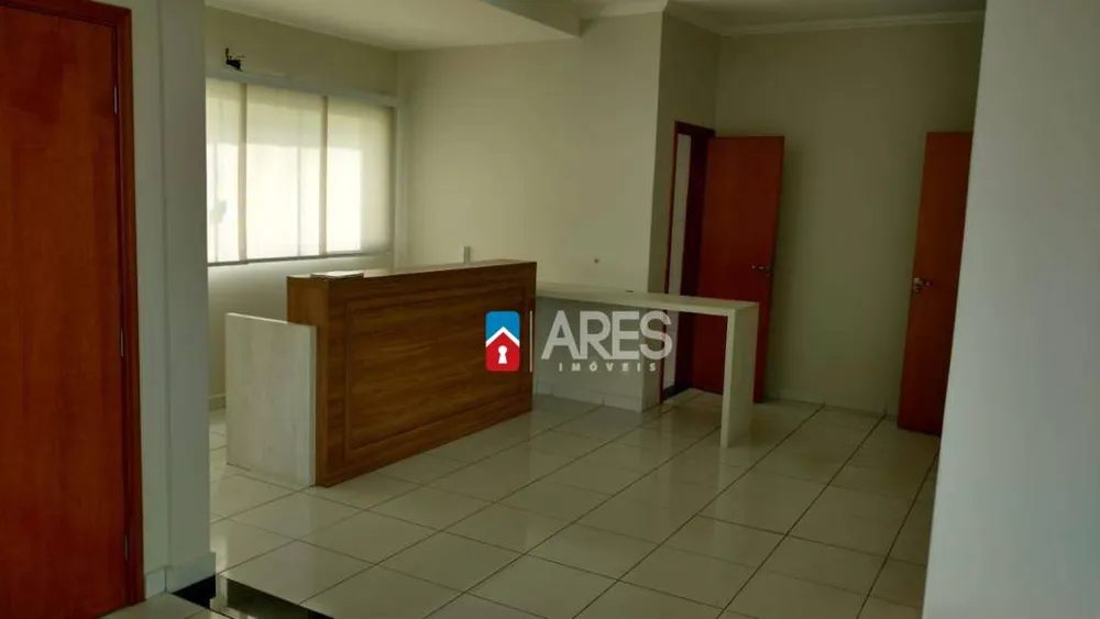 Casa, 10 quartos, 620 m² - Foto 1