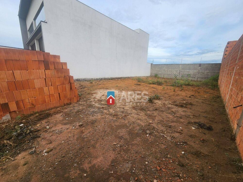 Terreno, 300 m² - Foto 1