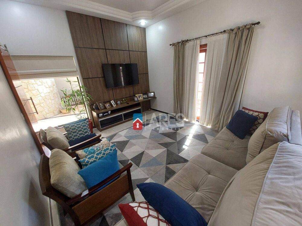 Casa à venda com 3 quartos, 344m² - Foto 5