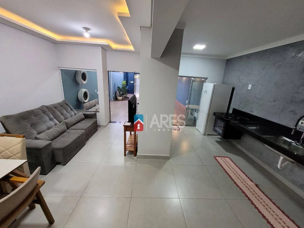 Casa, 2 quartos, 156 m² - Foto 2
