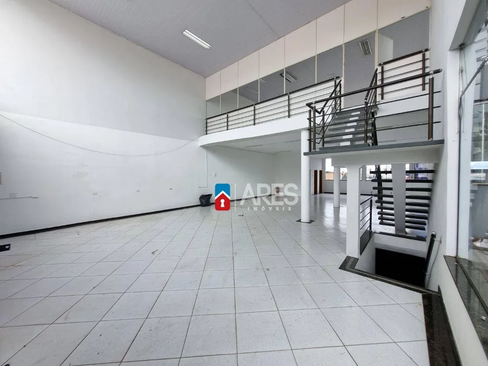 Loja-Salão, 632 m² - Foto 1